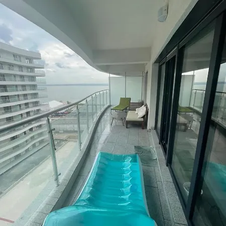Casa Del Mar 아파트 마마이아